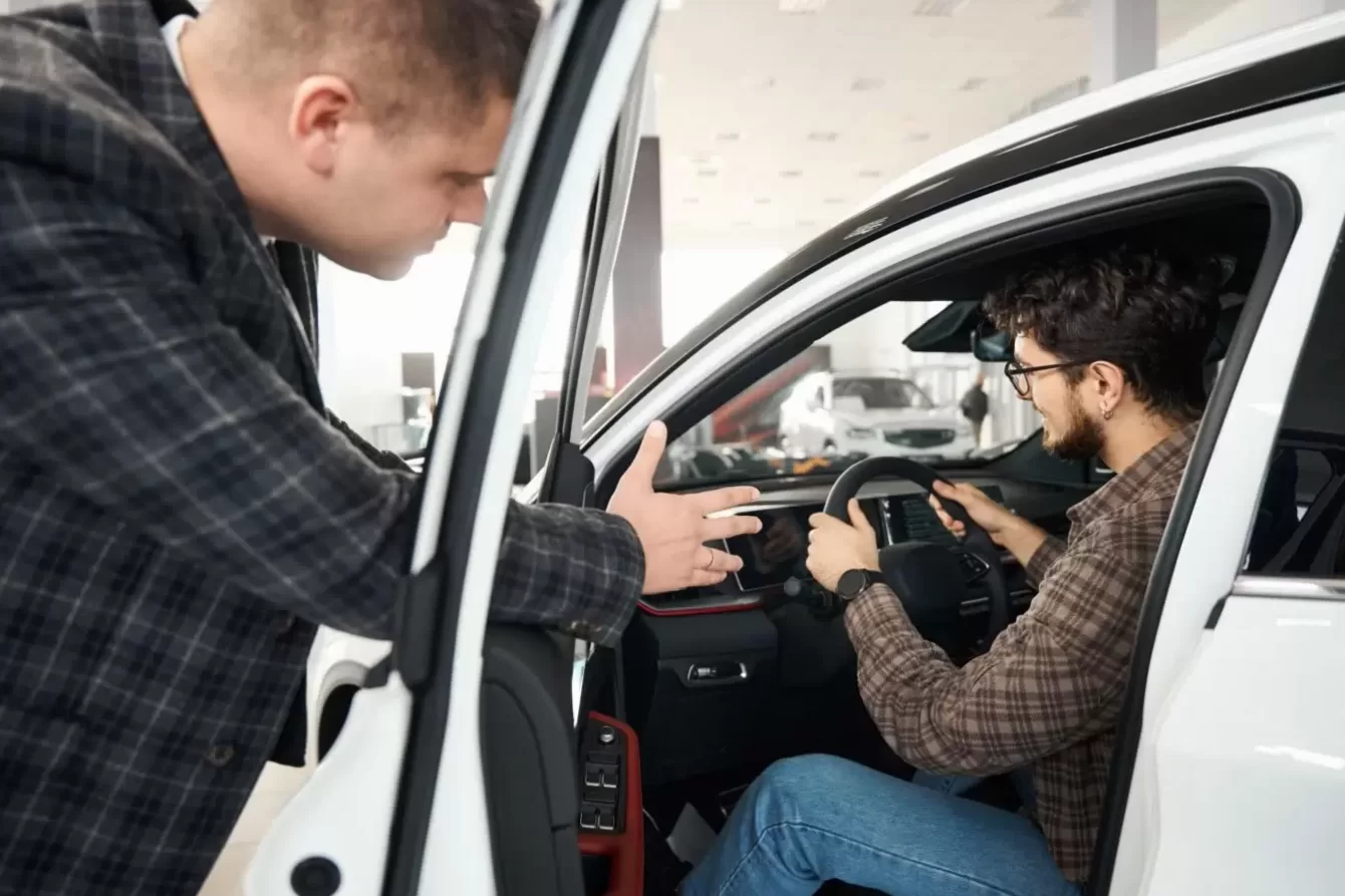 Cómo vender un coche: consejos, documentos y guía completa