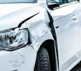 Los coches que han sufrido graves daños en el pasado pueden ser peligrosos: ¿cómo evitarlos?